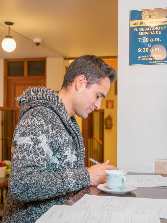 Hostal Siglo 21 Tacna Eksteriør billede