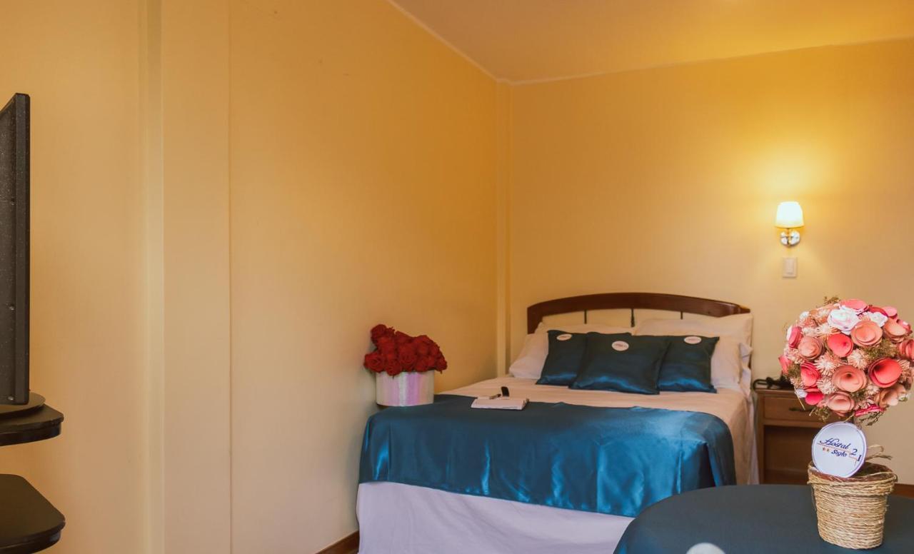 Hostal Siglo 21 Tacna Eksteriør billede