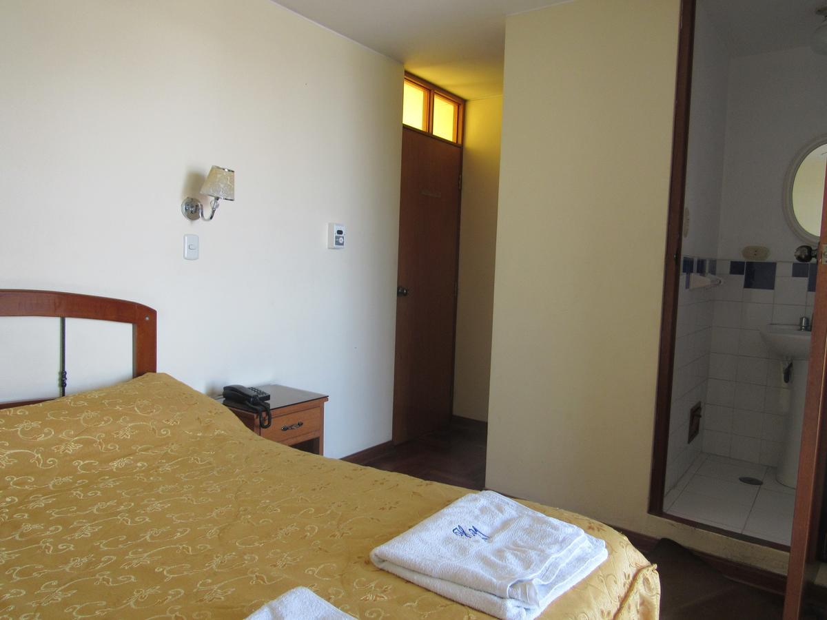 Hostal Siglo 21 Tacna Eksteriør billede