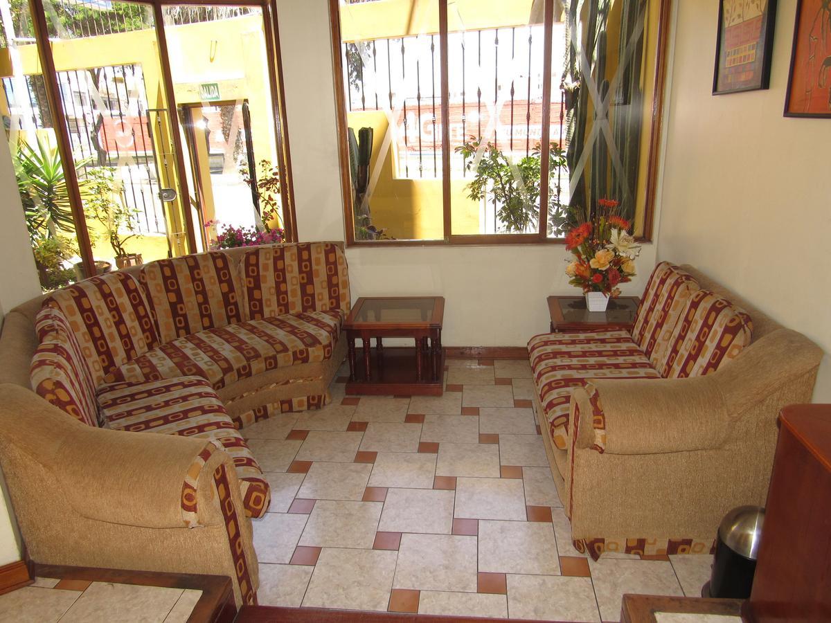 Hostal Siglo 21 Tacna Eksteriør billede